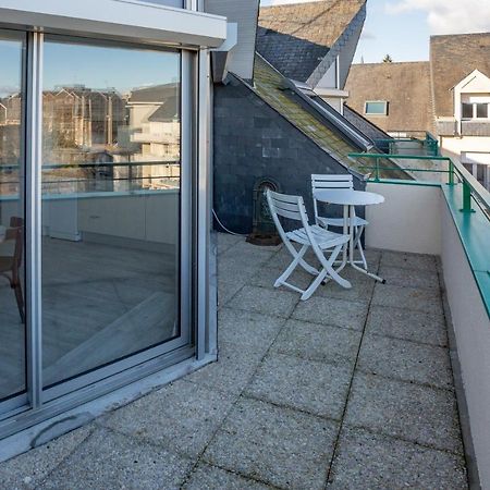 Le Mancini - Parking Et Terrasse Apartment Mayenne Exterior foto